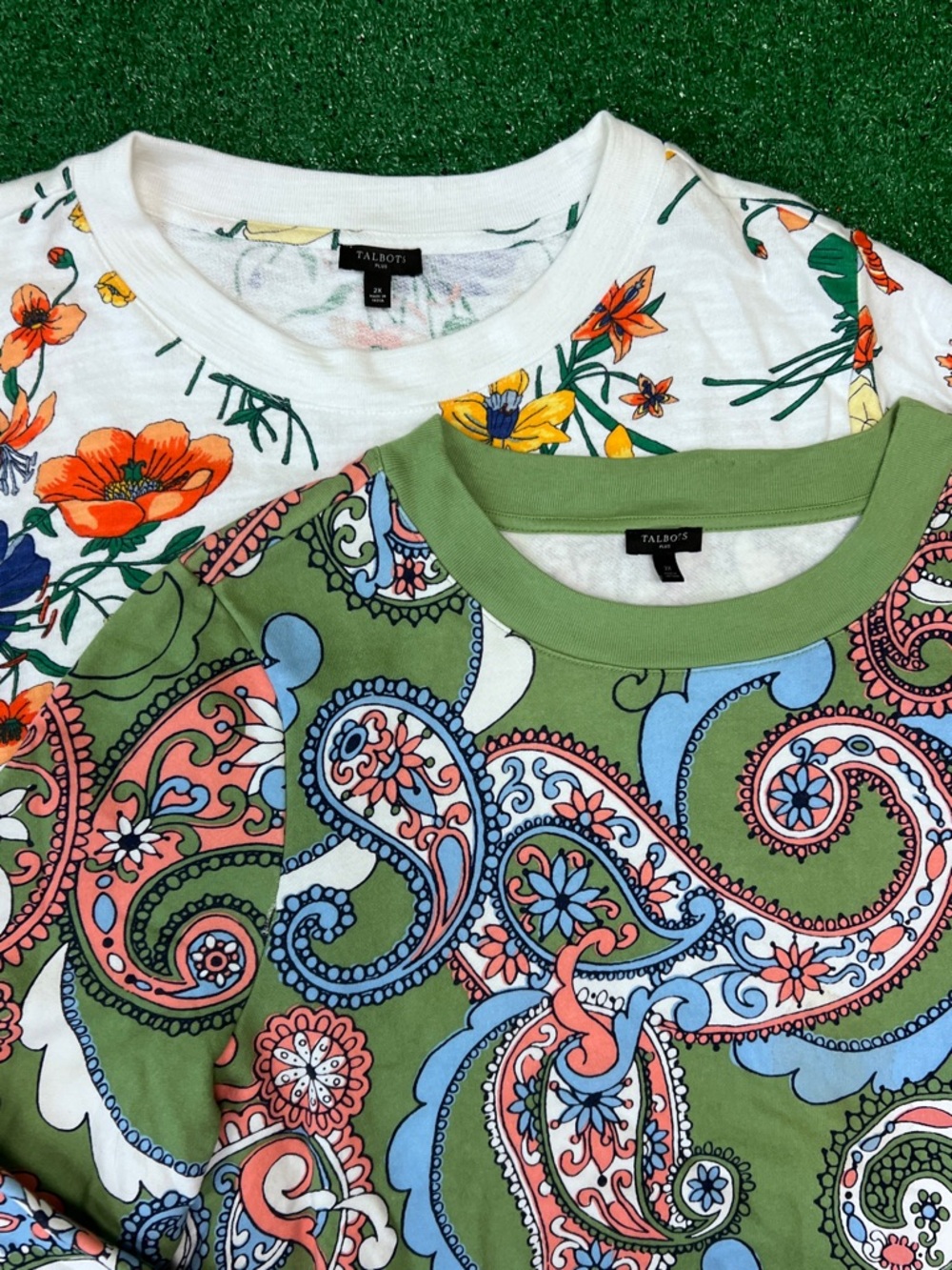 2XL 2 Piece Lot Bundle Plus Size Talbots Paisley Green & White Floral Swatshirt